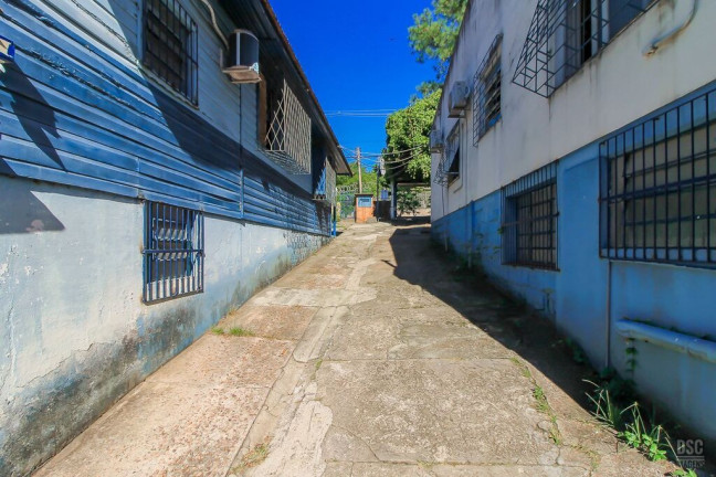 Imagem Terreno à Venda, 2.420 m² em Vila Nova - Porto Alegre Imagem Terreno à Venda, 2.420 m² em Vila Nova - Porto Alegre