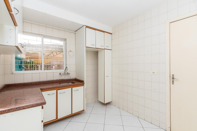 Imagem Sobrado com 3 Quartos à Venda, 110 m² em Fanny - Curitiba Imagem Sobrado com 3 Quartos à Venda, 110 m² em Fanny - Curitiba