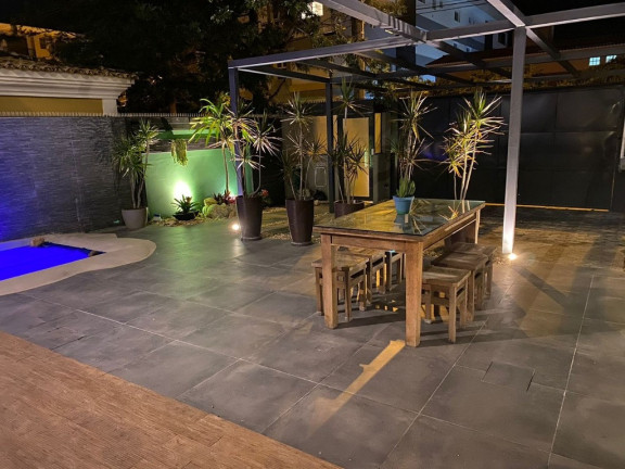 Imagem Casa com 3 Quartos à Venda, 267 m² em Campeche - Florianópolis
