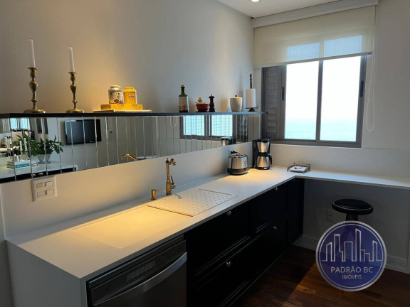 Imagem Apartamento com 2 Quartos à Venda, 159 m² em Centro - Balneário Camboriú Imagem Apartamento com 2 Quartos à Venda, 159 m² em Centro - Balneário Camboriú