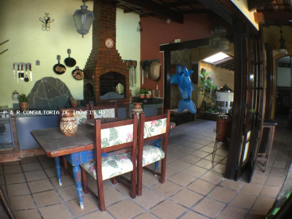 Imagem Casa com 5 Quartos à Venda, 414 m² em Rio De Janeiro Imagem Casa com 5 Quartos à Venda, 414 m² em Rio De Janeiro