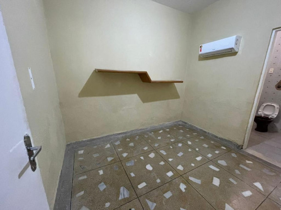 Imagem Casa com 3 Quartos à Venda, 180 m² em San Martin - Recife