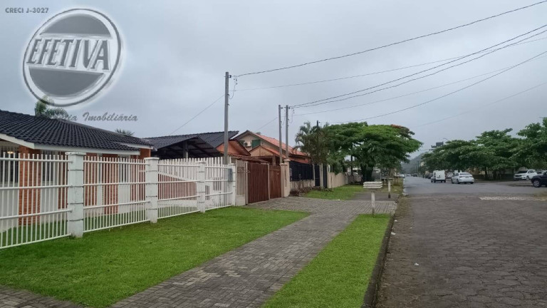 Imagem Casa com 3 Quartos à Venda, 91 m² em Centro - Guaratuba Imagem Casa com 3 Quartos à Venda, 91 m² em Centro - Guaratuba