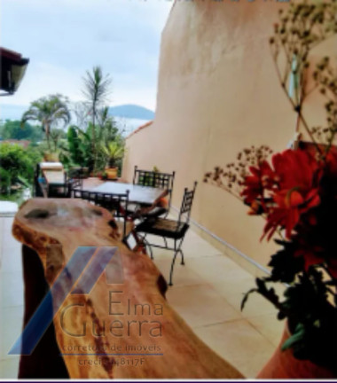 Imagem Casa com 5 Quartos à Venda, 180 m² em Enseada - Ubatuba Imagem Casa com 5 Quartos à Venda, 180 m² em Enseada - Ubatuba
