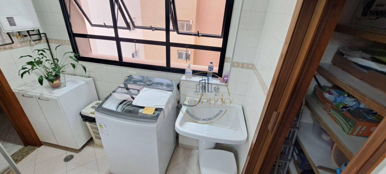 Imagem Apartamento com 3 Quartos à Venda, 144 m² em Vila Assunção - Santo André