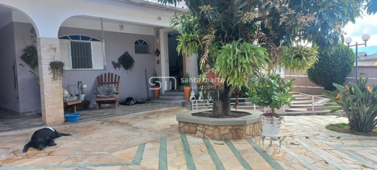 Imagem Casa com 3 Quartos à Venda, 750 m² em Vila Zélia - Lorena