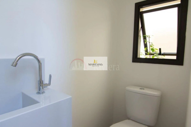 Imagem Casa com 3 Quartos à Venda, 202 m² em Camburi - São Sebastião