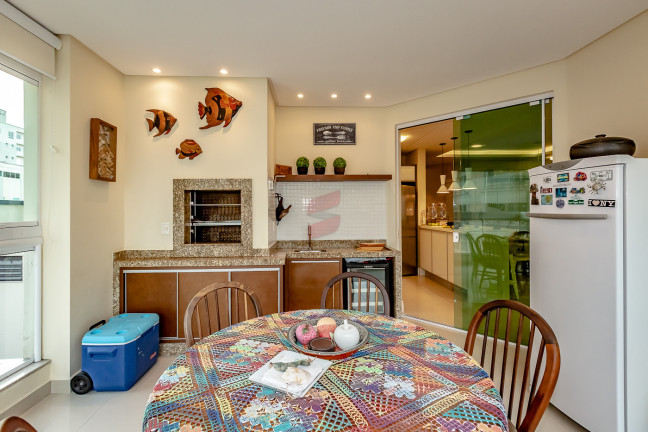 Imagem Apartamento com 3 Quartos à Venda, 131 m² em Meia Praia - Itapema