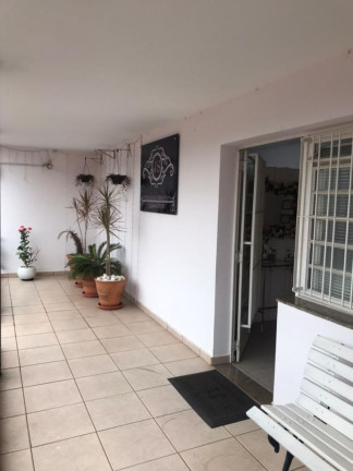 Imagem Sobrado com 3 Quartos à Venda, 250 m²