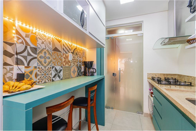 Imagem Apartamento com 2 Quartos à Venda, 60 m² em Menino Deus - Porto Alegre