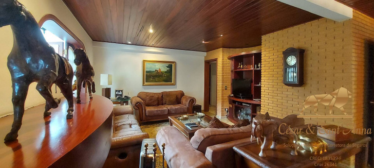 Imagem Apartamento com 4 Quartos à Venda, 226 m² em Capivari - Campos Do Jordão Imagem Apartamento com 4 Quartos à Venda, 226 m² em Capivari - Campos Do Jordão