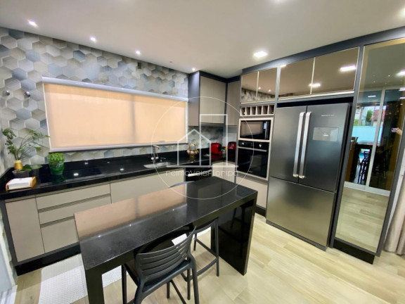 Imagem Casa com 4 Quartos à Venda, 375 m² em São João Do Rio Vermelho - Florianópolis Imagem Casa com 4 Quartos à Venda, 375 m² em São João Do Rio Vermelho - Florianópolis