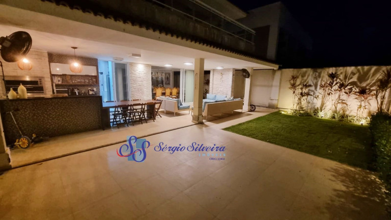 Imagem Casa com 5 Quartos à Venda, 396 m² em Coaçu - Eusébio