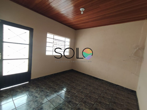 Imagem Casa com 2 Quartos à Venda, 300 m² em Centro - Araraquara Imagem Casa com 2 Quartos à Venda, 300 m² em Centro - Araraquara