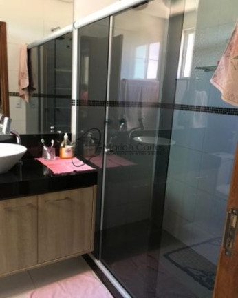 Imagem Casa com 3 Quartos à Venda, 195 m² em Santa Barbara - Niterói Imagem Casa com 3 Quartos à Venda, 195 m² em Santa Barbara - Niterói