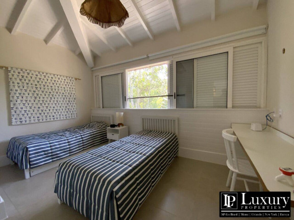 Imagem Casa de Condomínio com 5 Quartos à Venda, em Baleia - São Sebastião Imagem Casa de Condomínio com 5 Quartos à Venda, em Baleia - São Sebastião