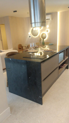 Imagem Apartamento com 4 Quartos à Venda, em Icaraí - Niterói Imagem Apartamento com 4 Quartos à Venda, em Icaraí - Niterói