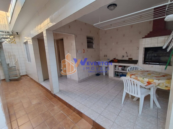 Imagem Casa com 3 Quartos à Venda, 142 m² em Centro - Mongaguá