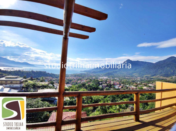 Casa com 3 Quartos à Venda,  em Barra Velha - Ilhabela