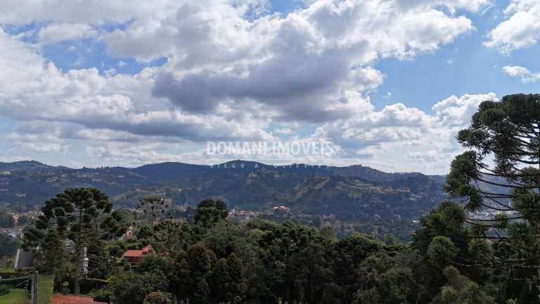Imagem Terreno à Venda, 1.010 m² em Região Do Alto Do Capivari - Campos Do Jordão Imagem Terreno à Venda, 1.010 m² em Região Do Alto Do Capivari - Campos Do Jordão