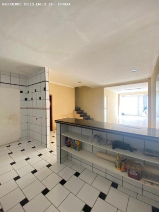 Imagem Casa com 3 Quartos à Venda, 380 m² em Araturi (jurema) - Caucaia