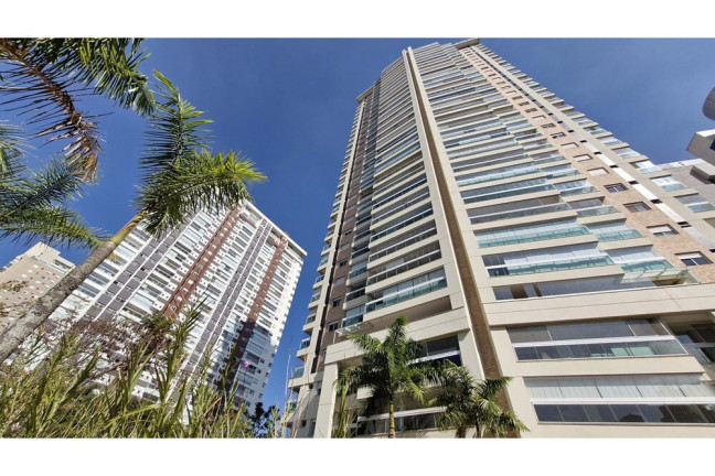 Foto do imóvel Apartamento com 3 Quartos à Venda, 239 m² em Cidade Monções - São Paulo