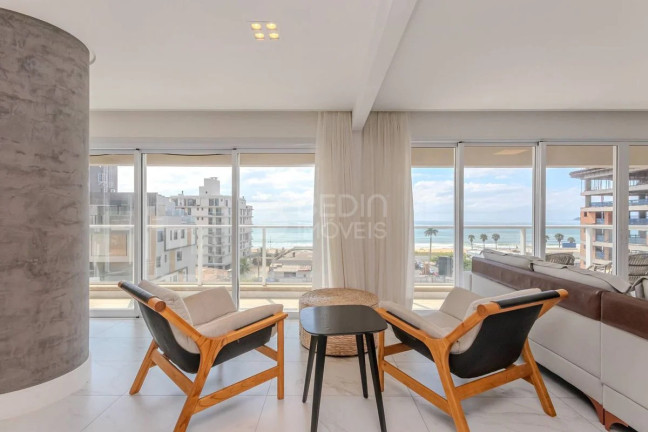Imagem Apartamento com 4 Quartos à Venda, 218 m² em Itajaí Imagem Apartamento com 4 Quartos à Venda, 218 m² em Itajaí