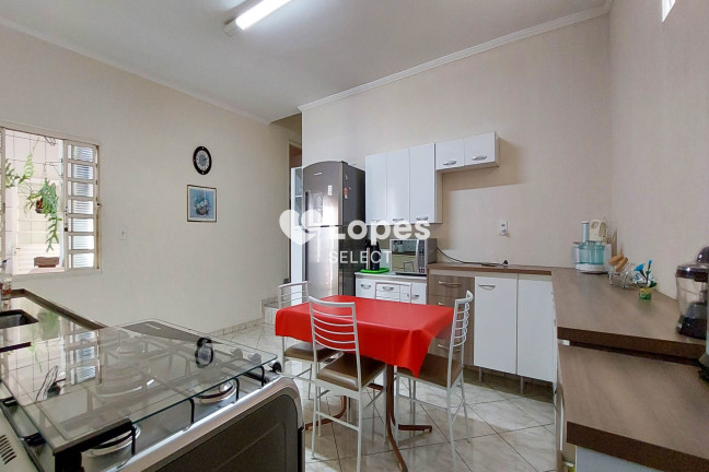 Imagem Casa com 3 Quartos à Venda, 250 m² em João Xxiii - Vinhedo Imagem Casa com 3 Quartos à Venda, 250 m² em João Xxiii - Vinhedo