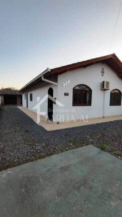Imagem Casa com 3 Quartos à Venda, 97 m² em Espinheiros - Joinville
