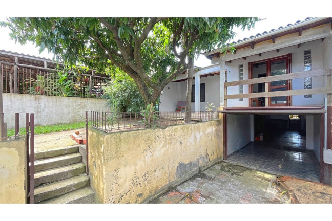 Imagem Casa com 3 Quartos à Venda, 289 m² em Petrópolis - Porto Alegre