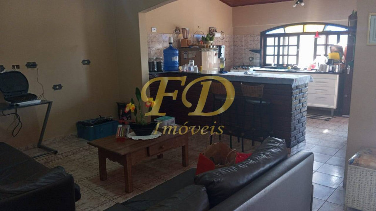Imagem Chácara com 3 Quartos à Venda, 1.000 m² em Igaratá Imagem Chácara com 3 Quartos à Venda, 1.000 m² em Igaratá