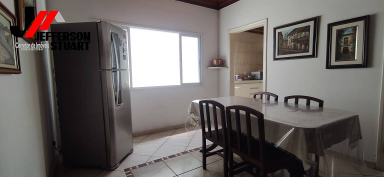 Imagem Casa com 3 Quartos à Venda, 300 m² em Centro - Guaratinguetá Imagem Casa com 3 Quartos à Venda, 300 m² em Centro - Guaratinguetá