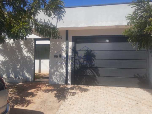 Casa com 3 Quartos à Venda, 250 m² em Jardim São João - Pirassununga
