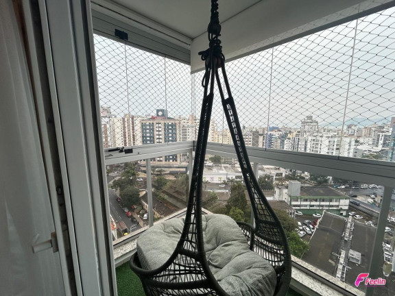 Apartamento com 2 Quartos à Venda, 75 m² em Centro - Florianópolis