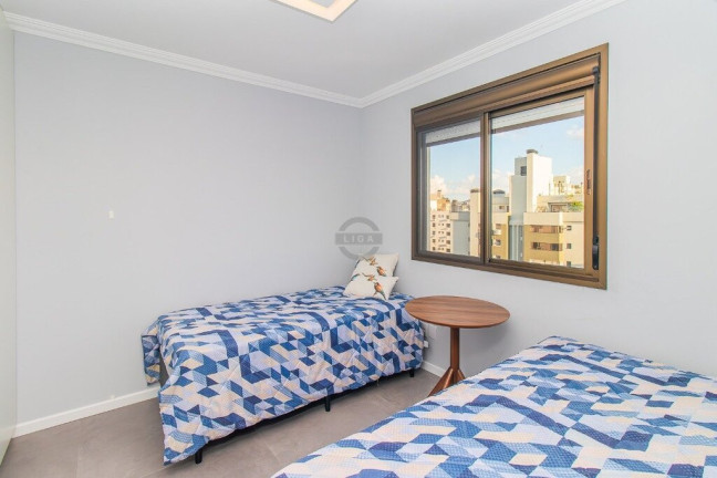 Imagem Apartamento com 2 Quartos à Venda, 74 m² em Petrópolis - Porto Alegre Imagem Apartamento com 2 Quartos à Venda, 74 m² em Petrópolis - Porto Alegre