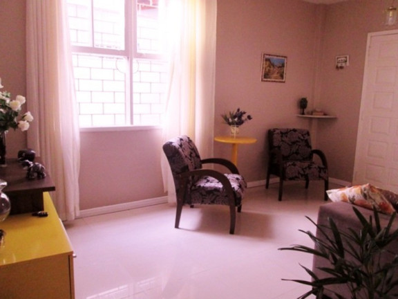 Imagem Casa com 2 Quartos à Venda, 176 m² em Sarandi - Porto Alegre Imagem Casa com 2 Quartos à Venda, 176 m² em Sarandi - Porto Alegre