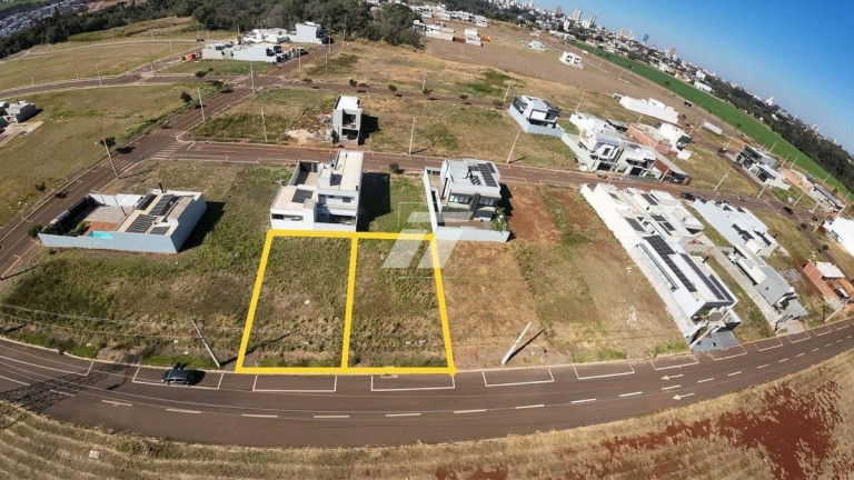 Casa à Venda,  em Recanto Tropical - Cascavel