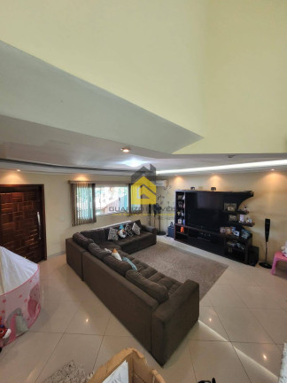 Imagem Sobrado com 3 Quartos à Venda, 320 m² em Jardim Alzira Franco - Santo André Imagem Sobrado com 3 Quartos à Venda, 320 m² em Jardim Alzira Franco - Santo André