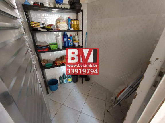 Imagem Casa com 3 Quartos à Venda, 220 m² em Penha Circular - Rio De Janeiro Imagem Casa com 3 Quartos à Venda, 220 m² em Penha Circular - Rio De Janeiro