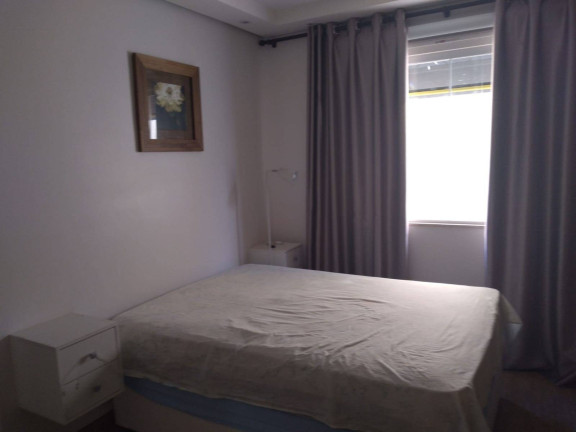 Imagem Casa com 3 Quartos à Venda, 300 m² em Residencial Estoril - Taubaté Imagem Casa com 3 Quartos à Venda, 300 m² em Residencial Estoril - Taubaté