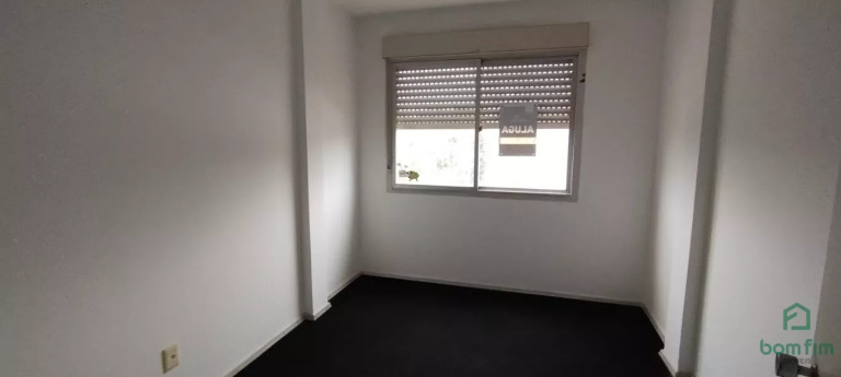 Imagem Cobertura com 3 Quartos para Alugar, 110 m² em Mont Serrat - Porto Alegre Imagem Cobertura com 3 Quartos para Alugar, 110 m² em Mont Serrat - Porto Alegre