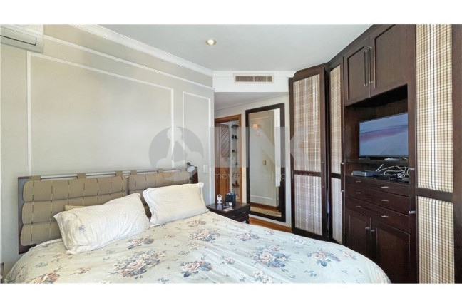 Imagem Apartamento com 3 Quartos à Venda, 210 m² em Bela Vista - Porto Alegre