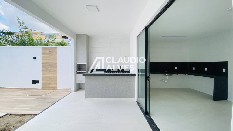 Imagem Casa com 3 Quartos à Venda, 140 m² em Sim - Feira De Santana