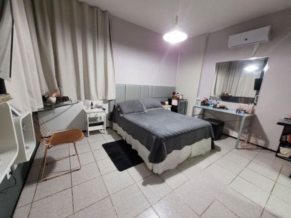 Imagem Casa com 3 Quartos à Venda, 204 m² em Edson Queiroz - Fortaleza