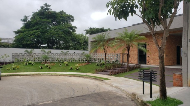 Imagem Casa com 3 Quartos à Venda, 264 m² em Bairro Do Grama - Caçapava