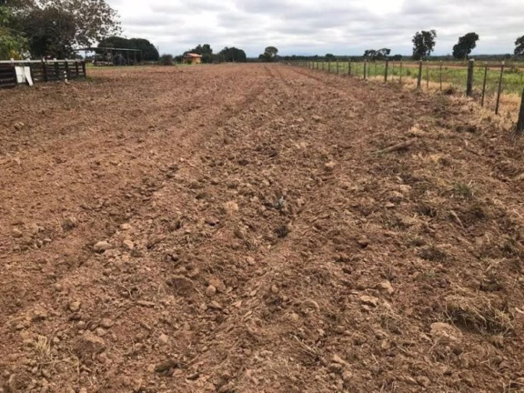 Imagem Fazenda à Venda, 26.270.000 m² em Zona Rural - Cáceres Imagem Fazenda à Venda, 26.270.000 m² em Zona Rural - Cáceres