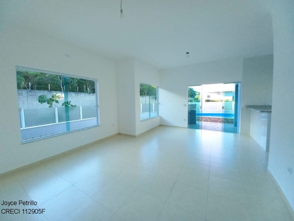 Imagem Casa com 4 Quartos à Venda, 140 m² em Três Marias - Peruíbe