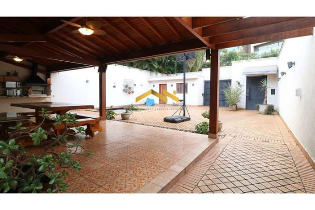 Imagem Casa com 4 Quartos à Venda, 350 m² em Vila Madalena - São Paulo Imagem Casa com 4 Quartos à Venda, 350 m² em Vila Madalena - São Paulo