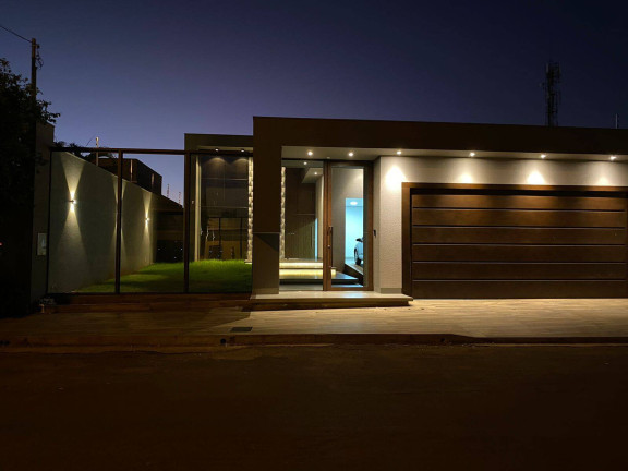 Casa com 3 Quartos à Venda, 256 m² em Jd Tanaka - Tangará Da Serra