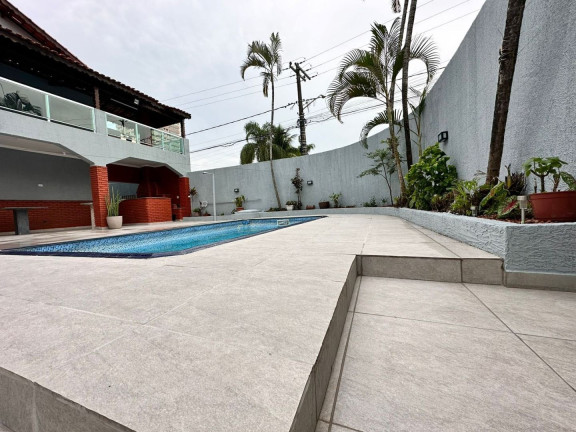 Imagem Casa com 4 Quartos à Venda, 307 m² em Tupi - Praia Grande